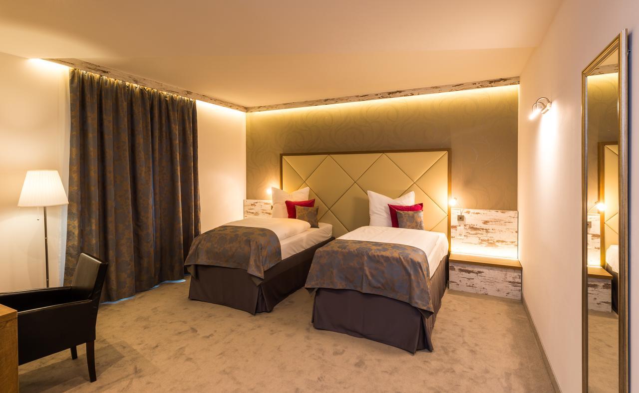 Deluxe Single Room,639350016:JPEG