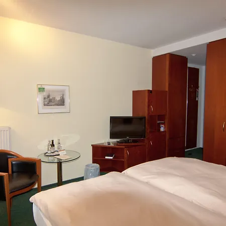 Parkhotel Unter den Linden-3